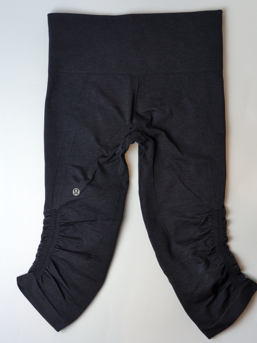 Lululemon In The Flow Black Cropped Compression Leggings Women's Small/4